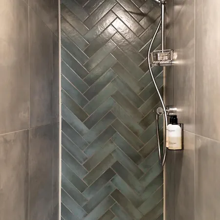 Restaurant & Monopole Hotel 3*