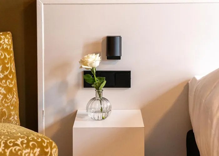 Restaurant & Monopole 酒店